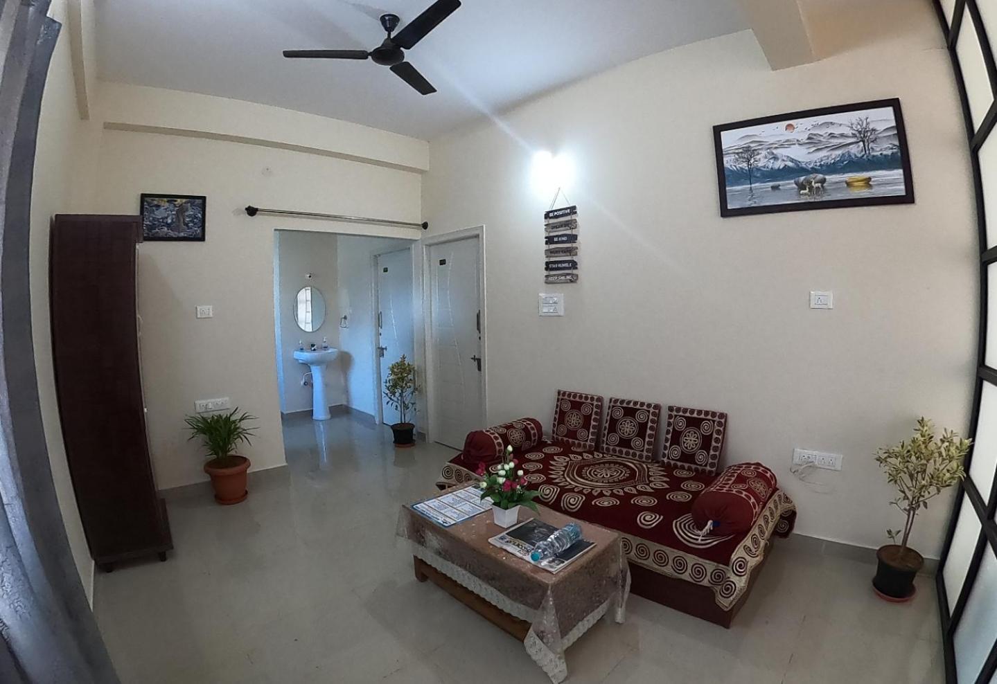 Happy Holiday Inn Service Apartment Chikmagalūr Exterior foto
